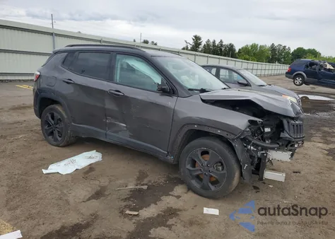 2019 Jeep Compass Latitude z USA, uszkodzony, nr VIN 3C4NJDBB7KT787317